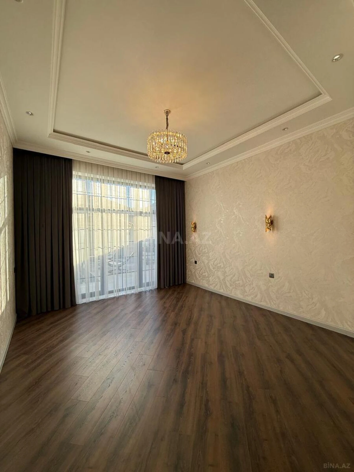Satılır 4 otaqlı həyət evi 208 m²