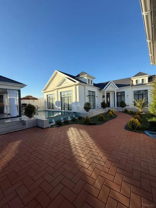 Satılır 4 otaqlı həyət evi 208 m²