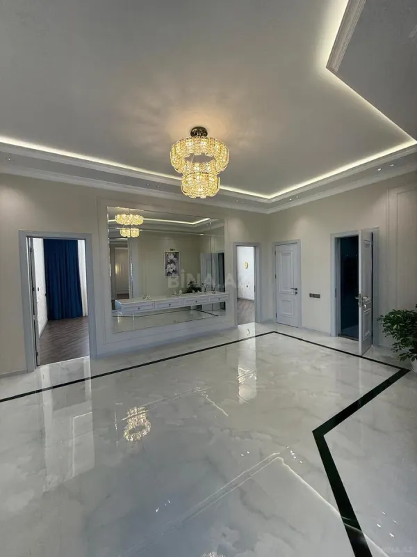 Satılır 4 otaqlı həyət evi 208 m²