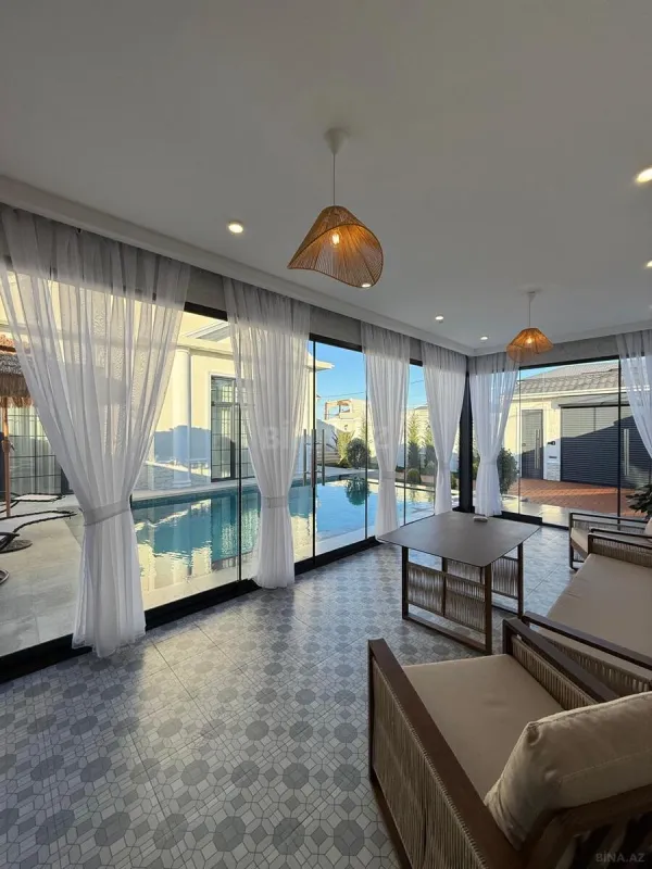 Satılır 4 otaqlı həyət evi 208 m²