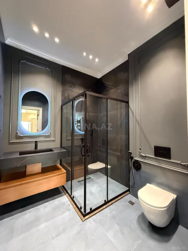 Satılır 4 otaqlı həyət evi 208 m²