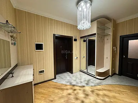 Kirayə verilir 3 otaqlı mənzil 108 m²