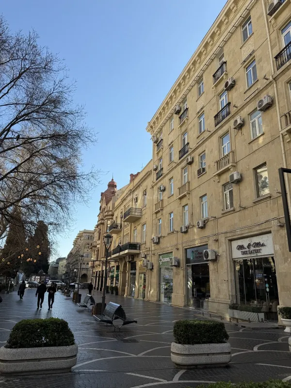 Satılır 2 otaqlı mənzil 45 m²