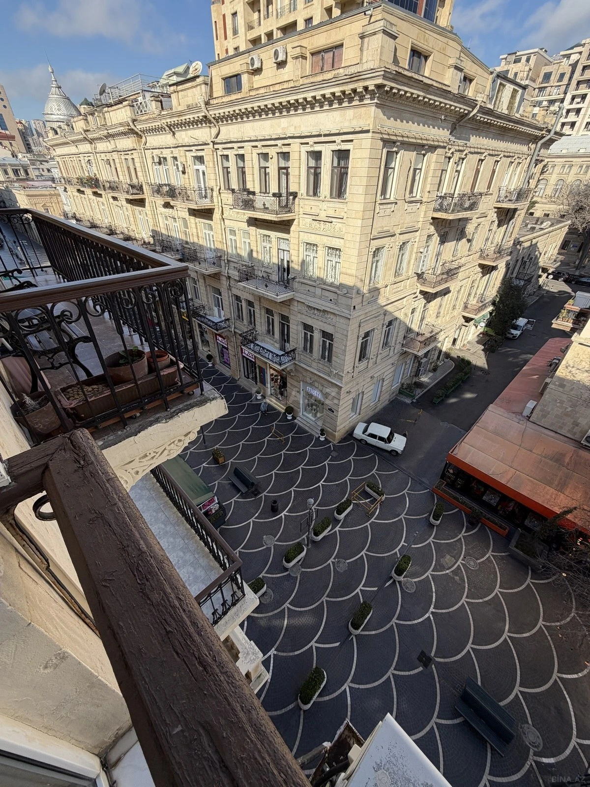 Satılır 2 otaqlı mənzil 45 m²