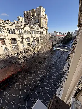 Satılır 2 otaqlı mənzil 45 m²