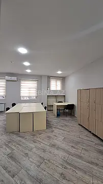Kirayə verilir 3 otaqlı ofis 100 m² — Bakı, Memar Əcəmi yanı 3 otaq 100.00 m²