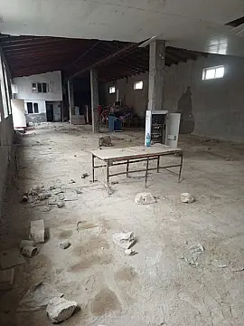 Satılır obyekt 310 m²