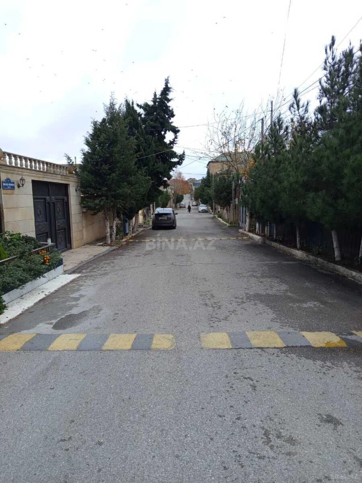 Satılır obyekt 310 m²