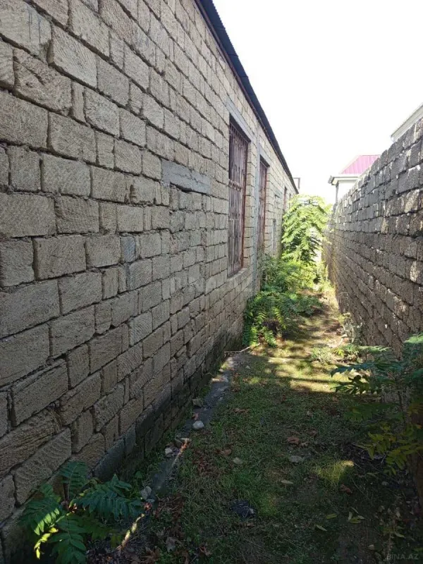 Satılır obyekt 310 m²