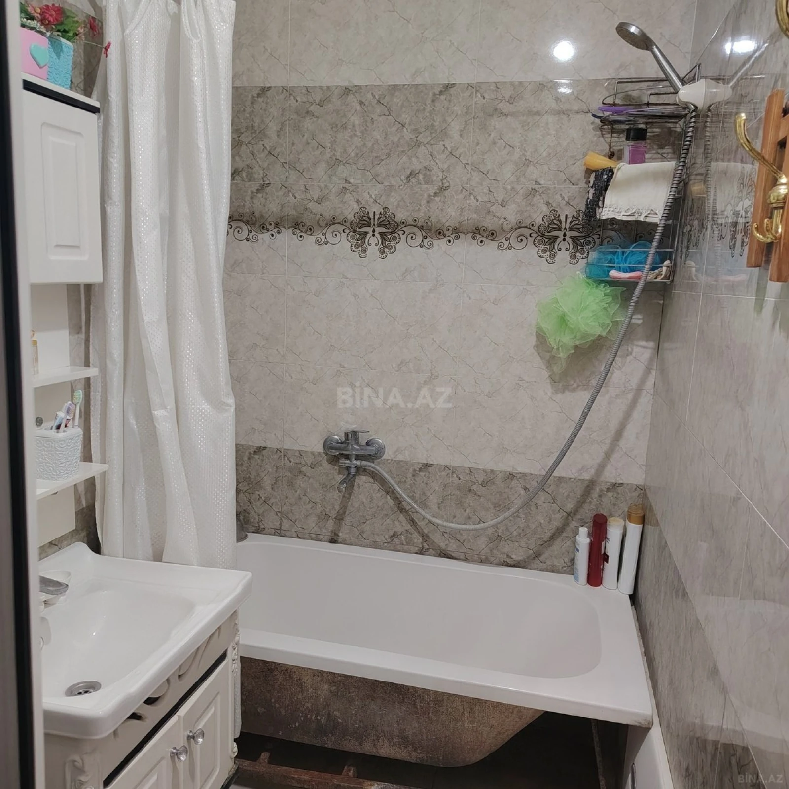 Satılır 3 otaqlı mənzil 82 m²