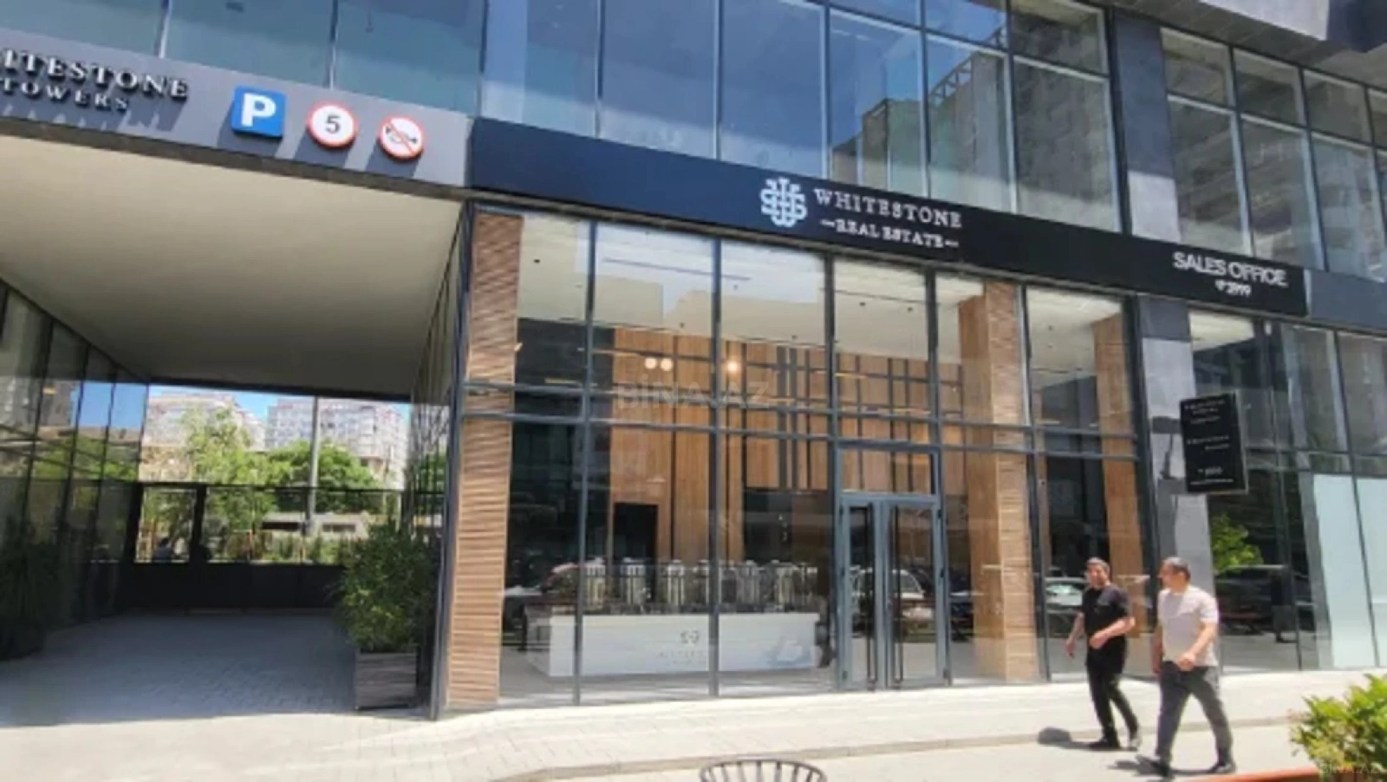 Satılır 3 otaqlı mənzil 165 m²