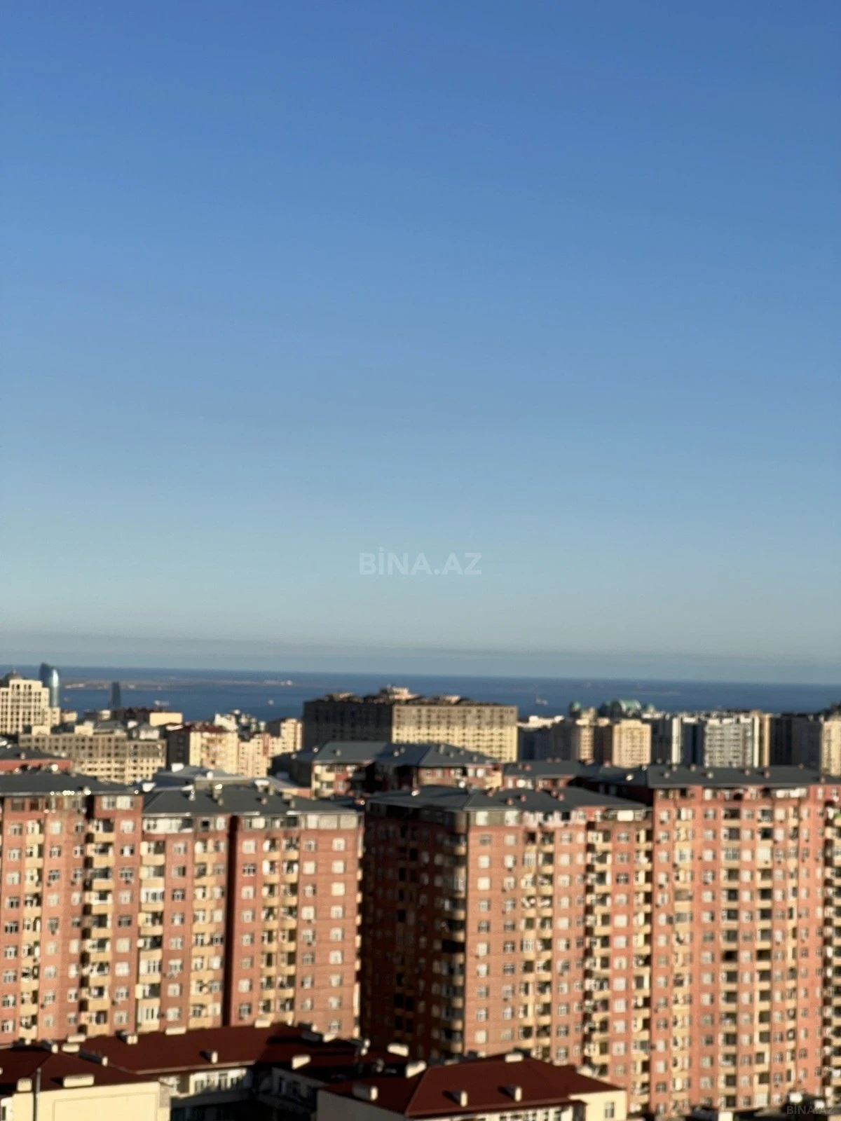 Satılır 2 otaqlı mənzil 98 m²