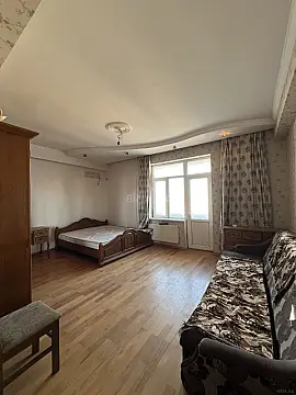 Satılır 2 otaqlı mənzil 98 m²