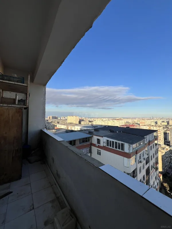 Satılır 2 otaqlı mənzil 98 m²