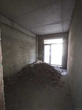 Satılır 3 otaqlı mənzil 135 m²