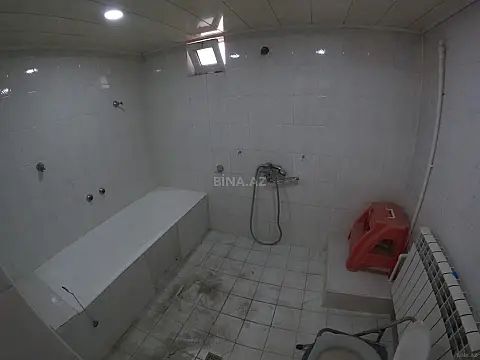 Satılır 9 otaqlı həyət evi 750 m²