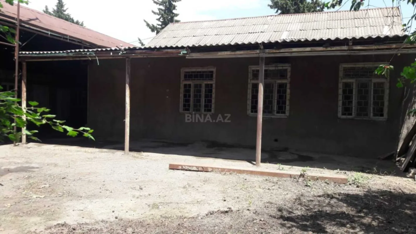 Satılır 6 otaqlı həyət evi 180 m²