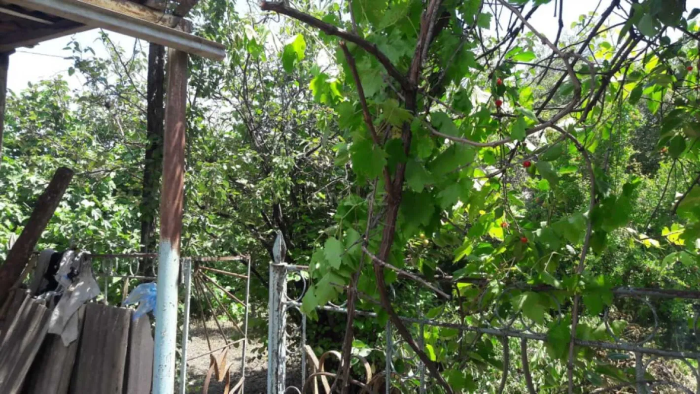 Satılır 6 otaqlı həyət evi 180 m²