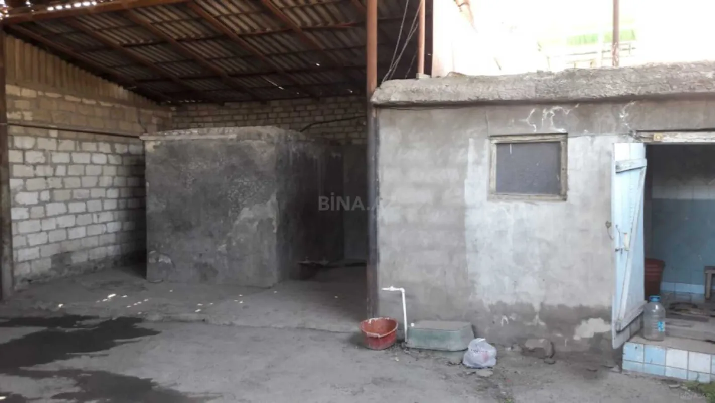 Satılır 6 otaqlı həyət evi 180 m²