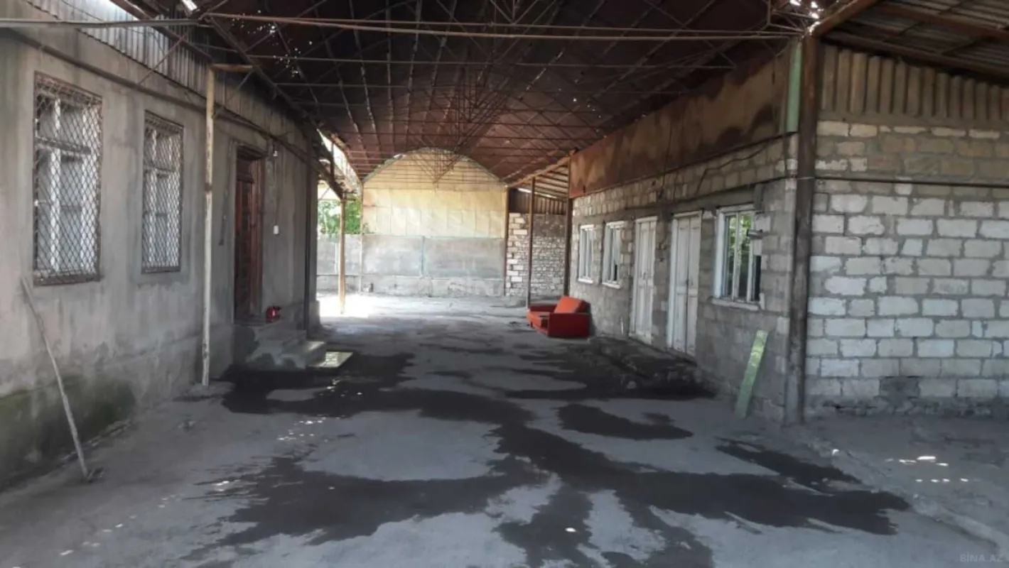 Satılır 6 otaqlı həyət evi 180 m²