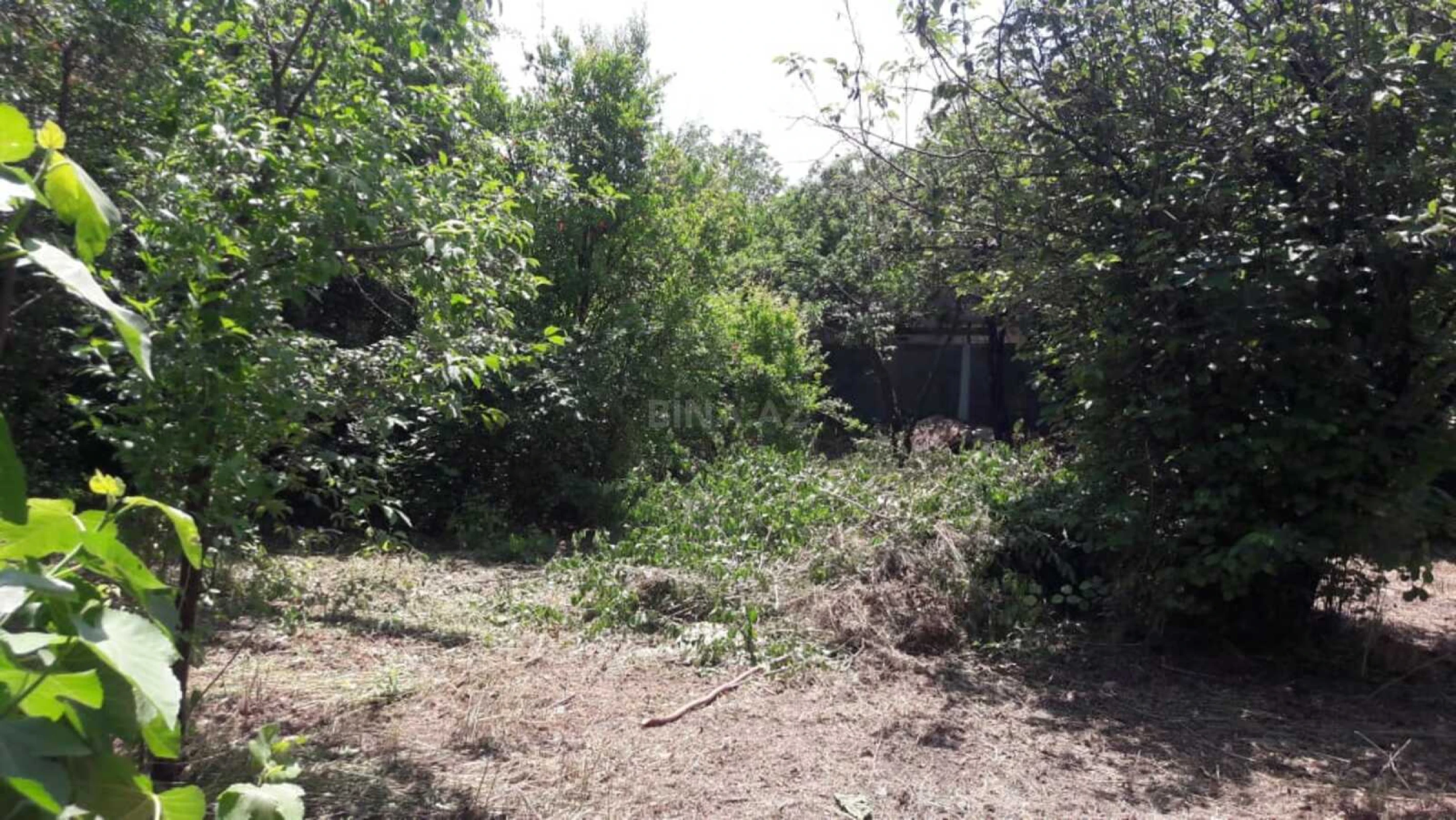 Satılır 6 otaqlı həyət evi 180 m²