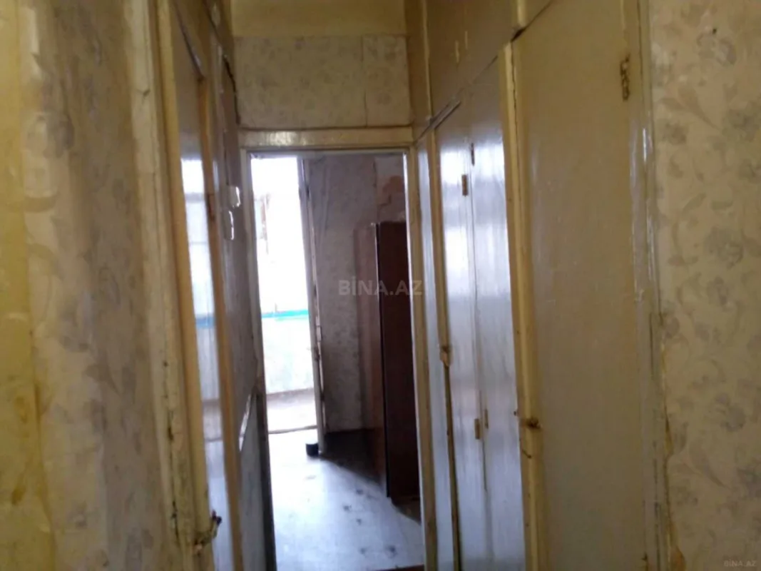 Satılır 1 otaqlı mənzil 42 m²