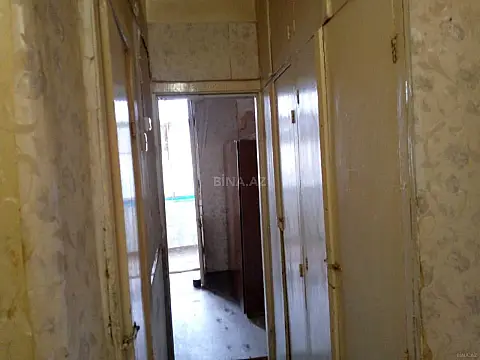 Satılır 1 otaqlı mənzil 42 m²