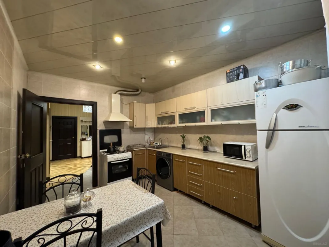 Kirayə verilir 3 otaqlı mənzil 108 m²