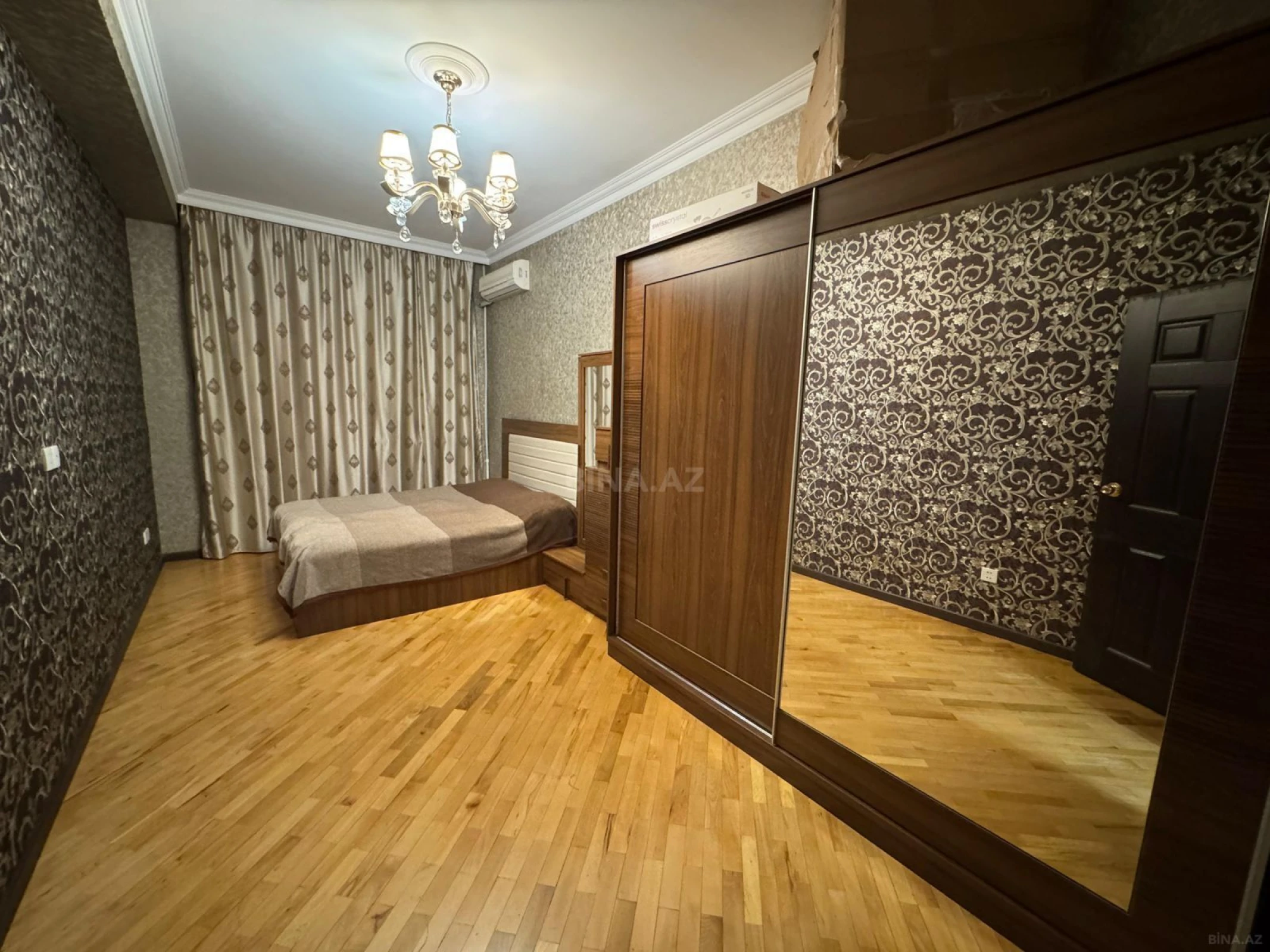 Kirayə verilir 3 otaqlı mənzil 108 m²