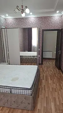 Kirayə verilir 2 otaqlı mənzil 80 m²