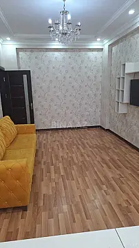 Kirayə verilir 2 otaqlı mənzil 80 m²