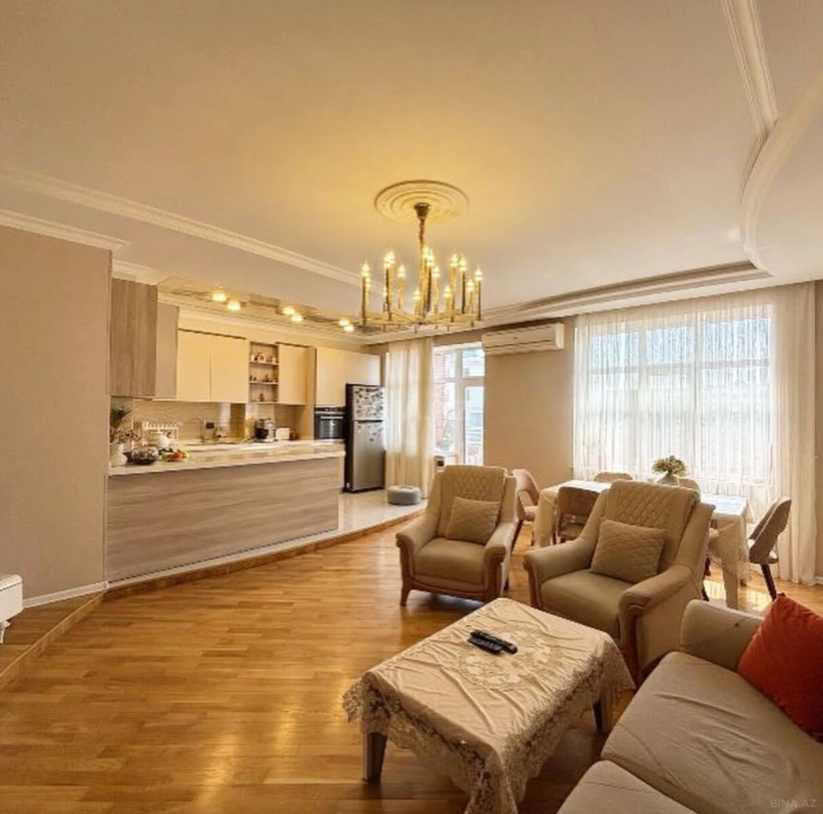 Satılır 3 otaqlı mənzil 119 m²