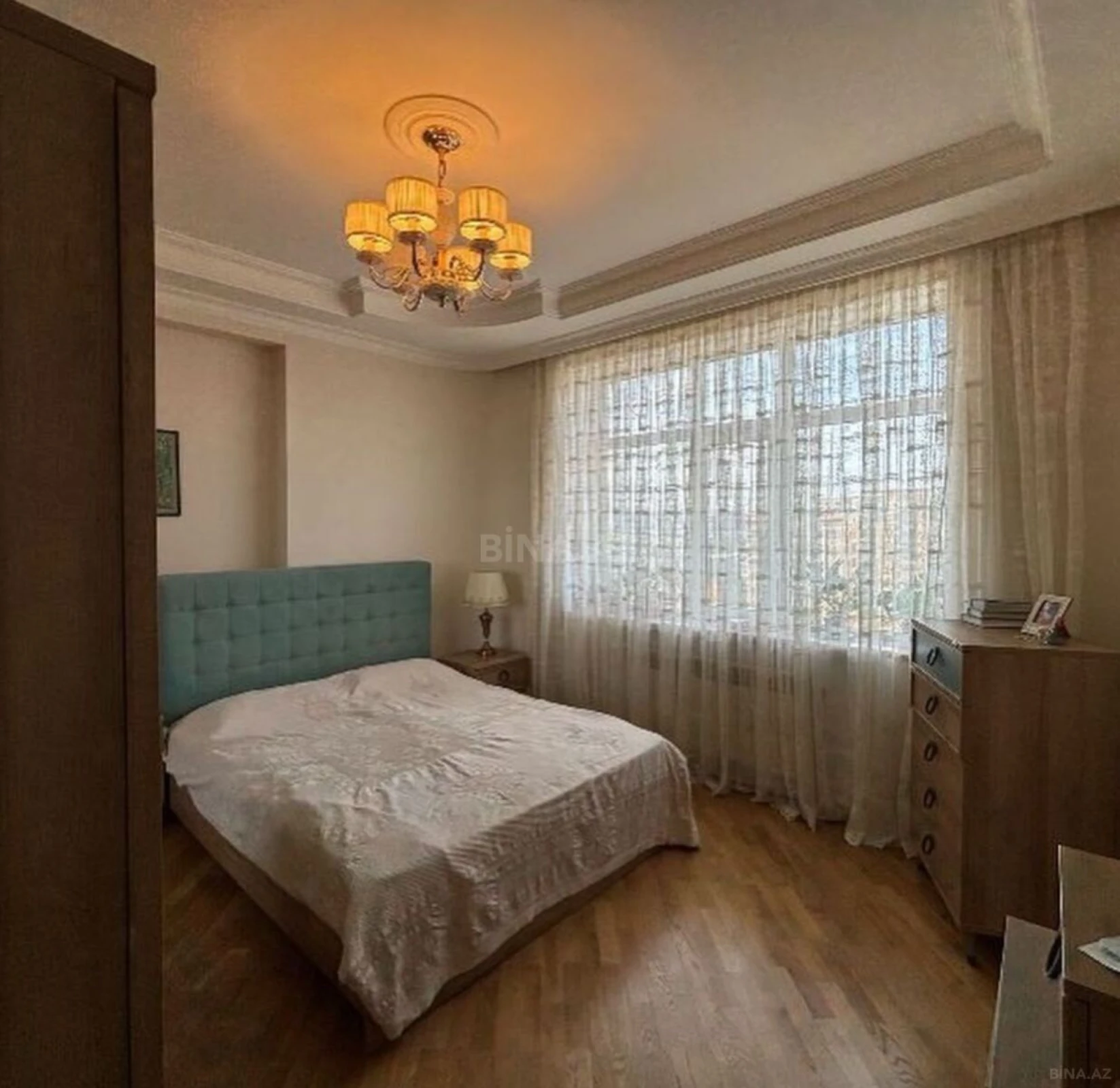 Satılır 3 otaqlı mənzil 119 m²