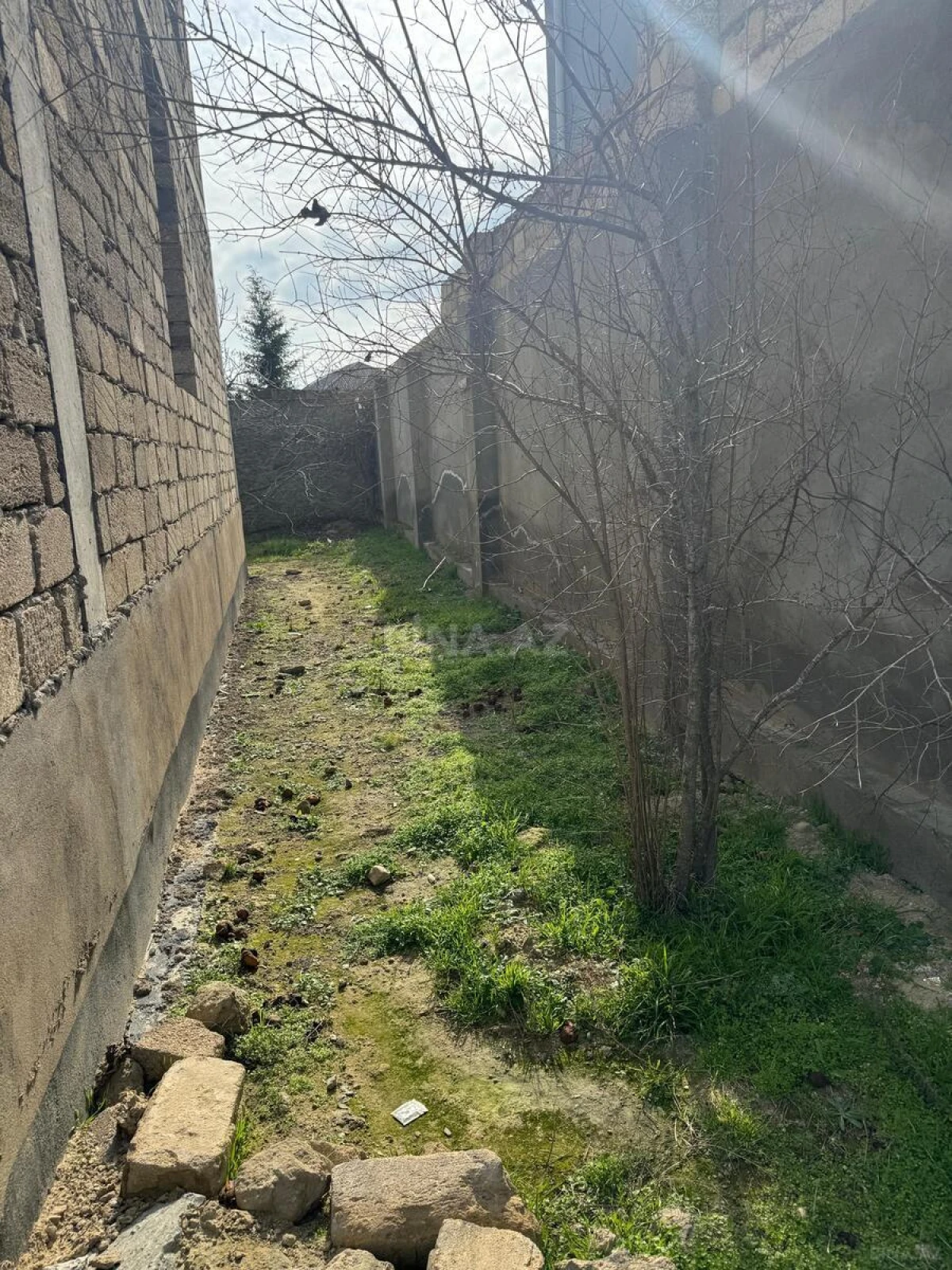 Satılır 5 otaqlı həyət evi 530 m²