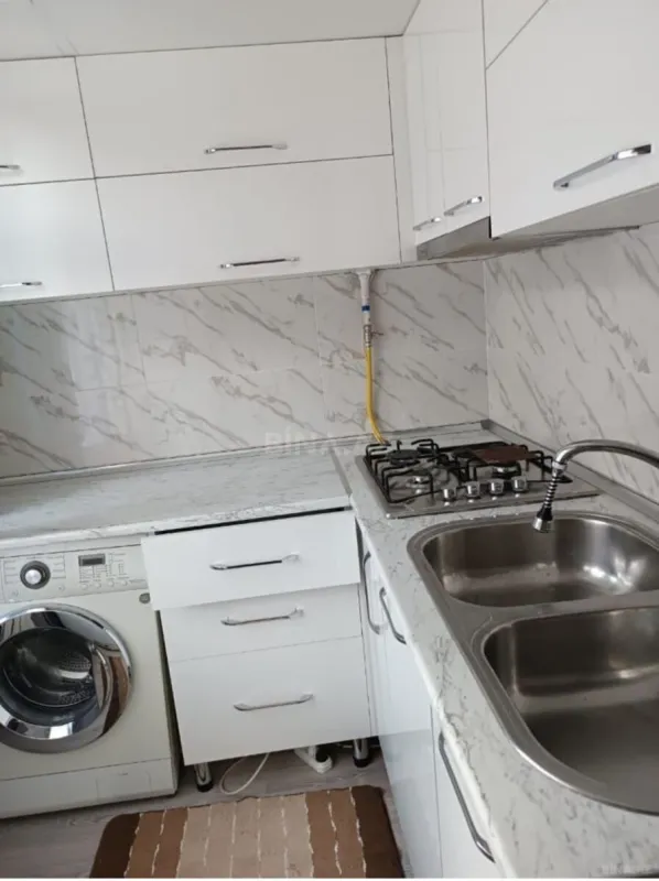 Kirayə verilir 1 otaqlı mənzil 40 m²