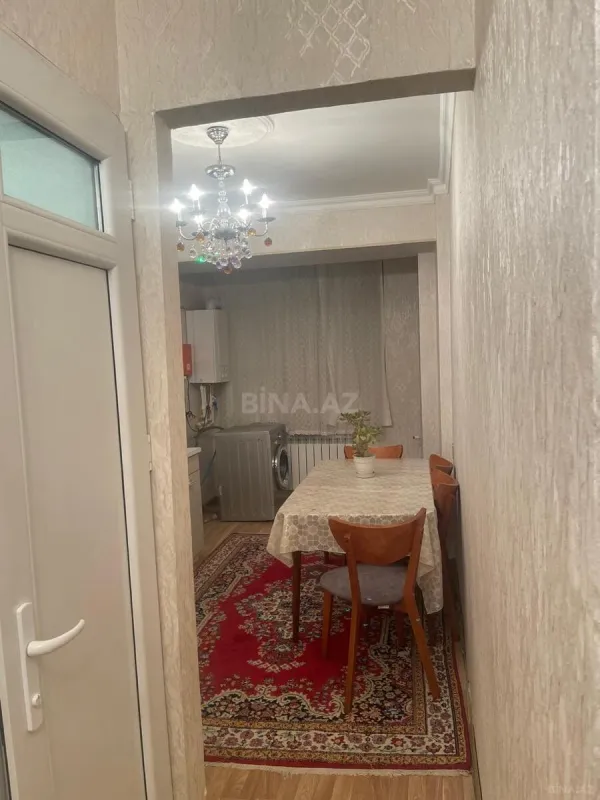 Kirayə verilir 2 otaqlı mənzil 70 m²