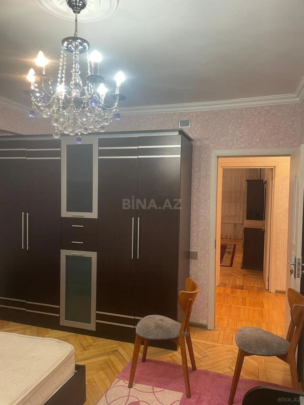 Kirayə verilir 2 otaqlı mənzil 70 m²