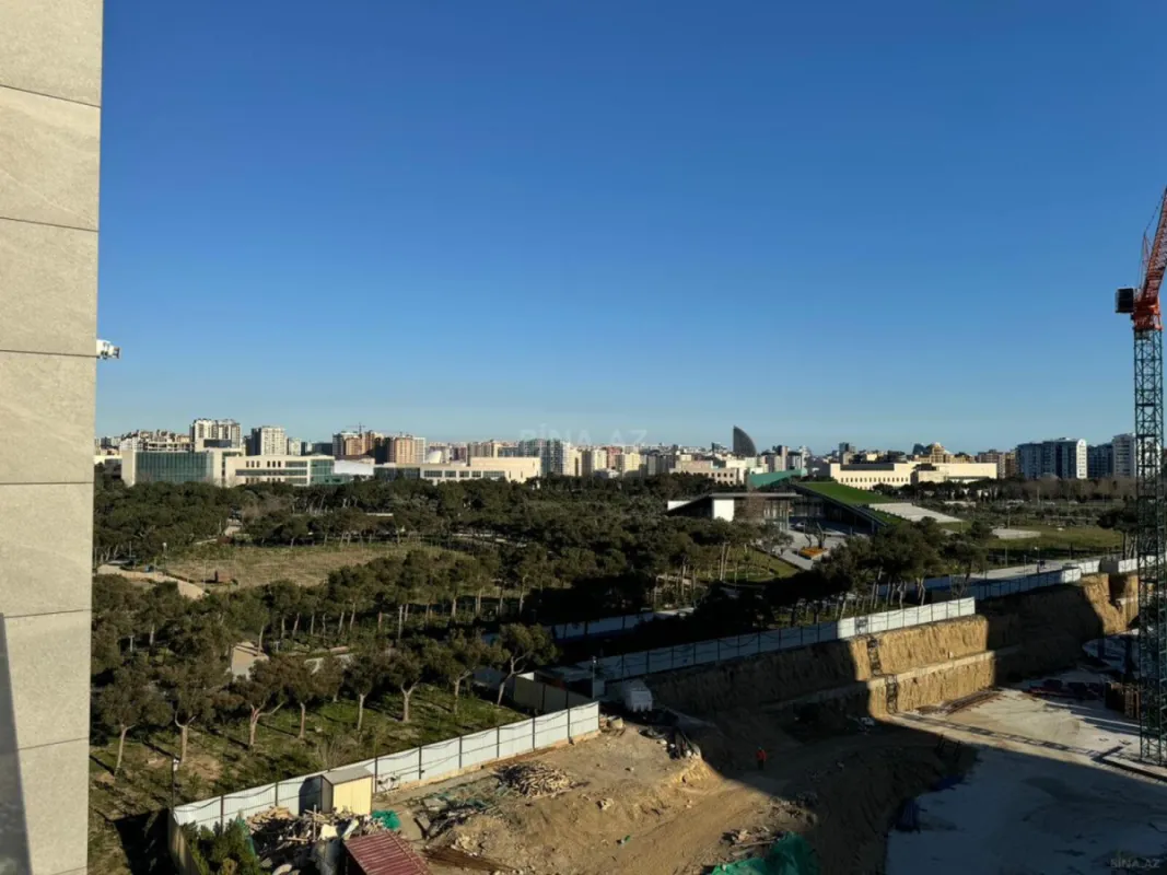 Satılır 3 otaqlı mənzil 111 m²