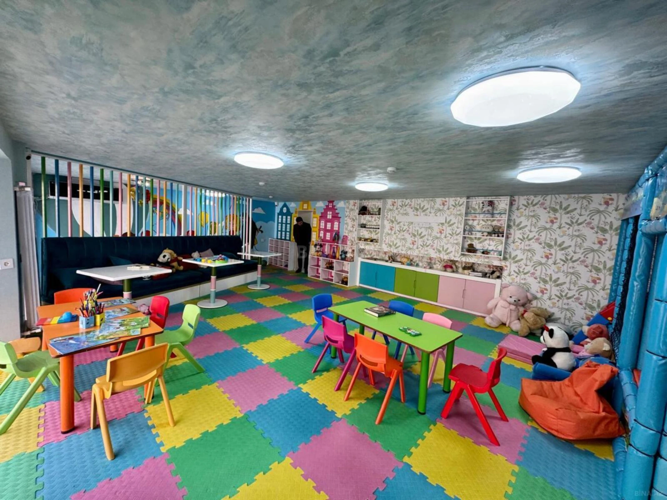 Kirayə verilir obyekt 130 m²