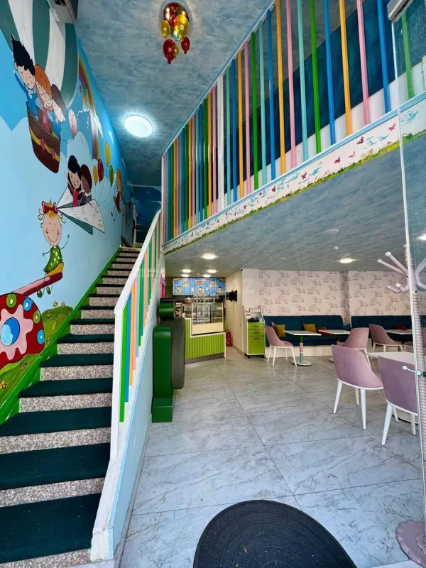 Kirayə verilir obyekt 130 m²