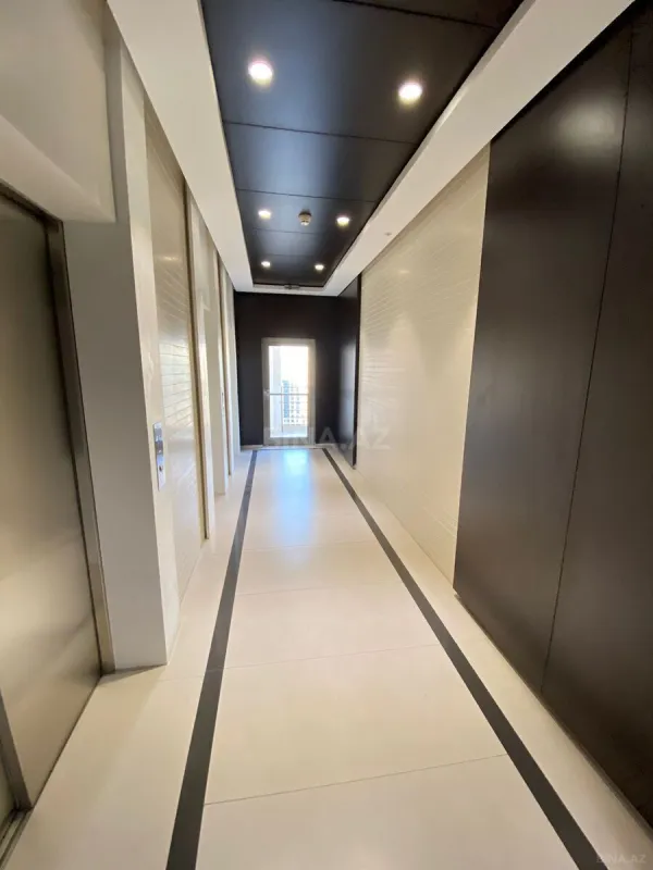 Kirayə verilir 4 otaqlı mənzil 201 m²