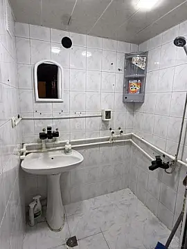 Kirayə verilir 3 otaqlı mənzil 65 m²