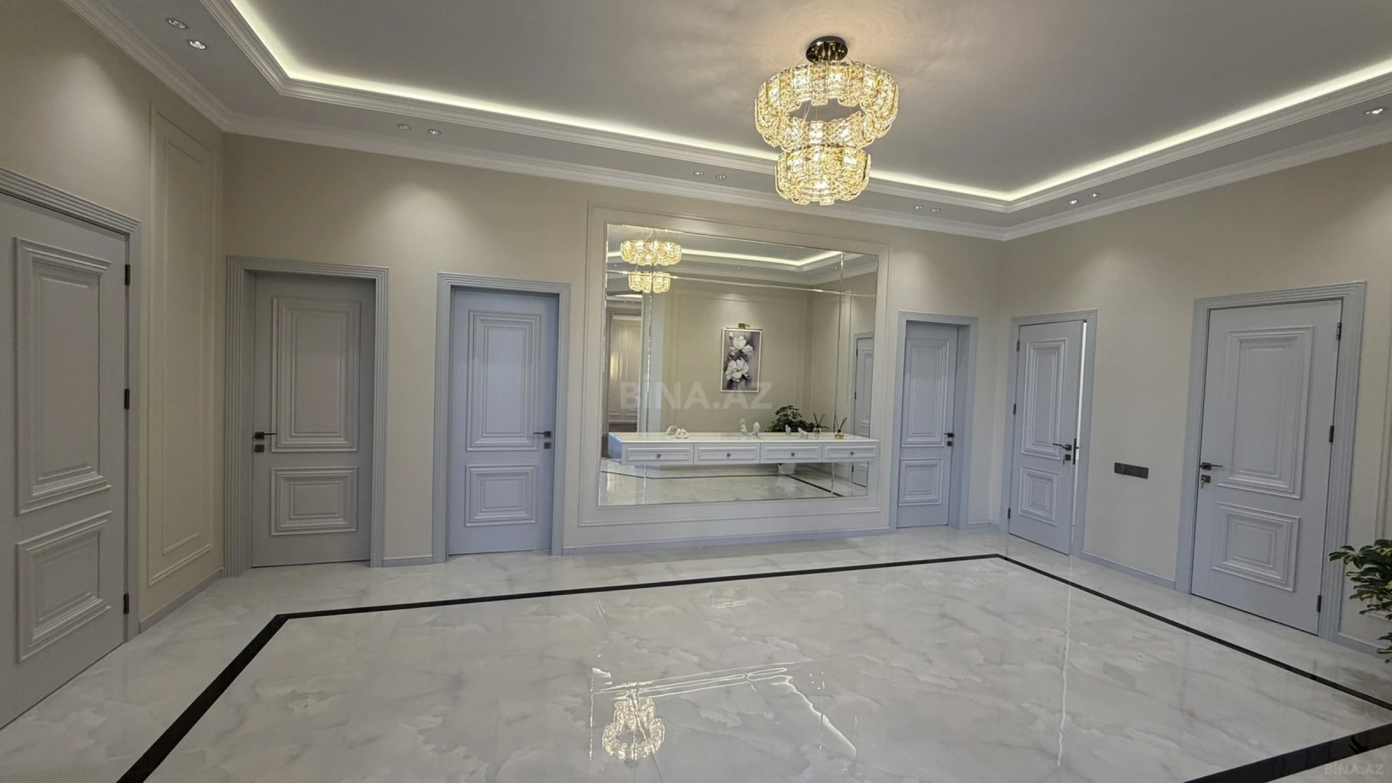 Satılır 4 otaqlı həyət evi 208 m²