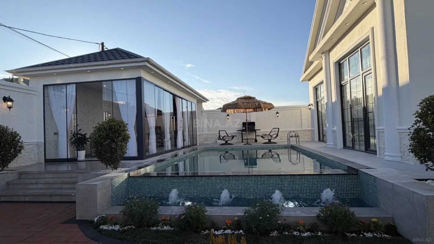 Satılır 4 otaqlı həyət evi 208 m²