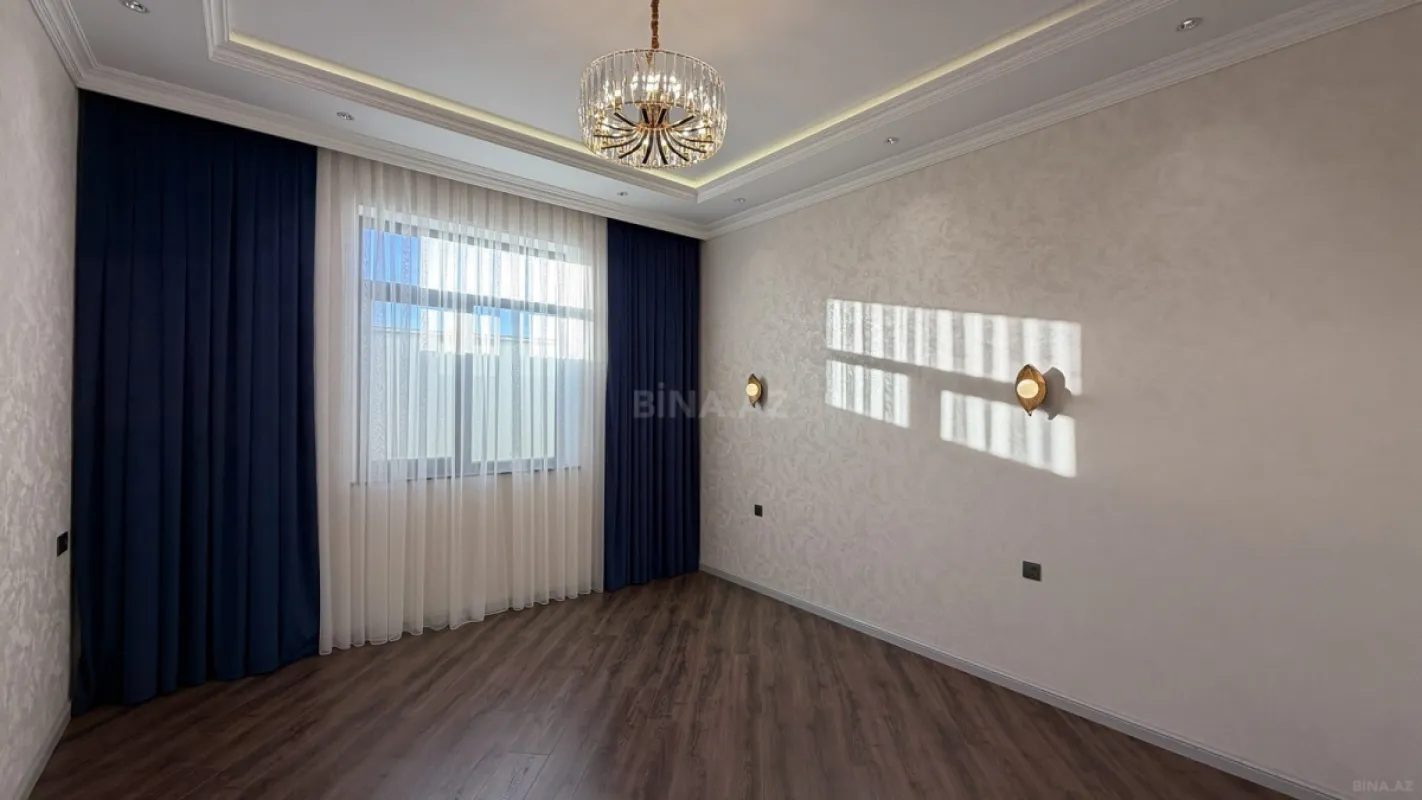 Satılır 4 otaqlı həyət evi 208 m²