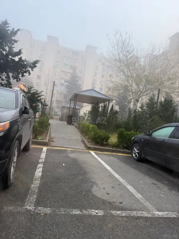 Satılır 4 otaqlı mənzil 90 m²