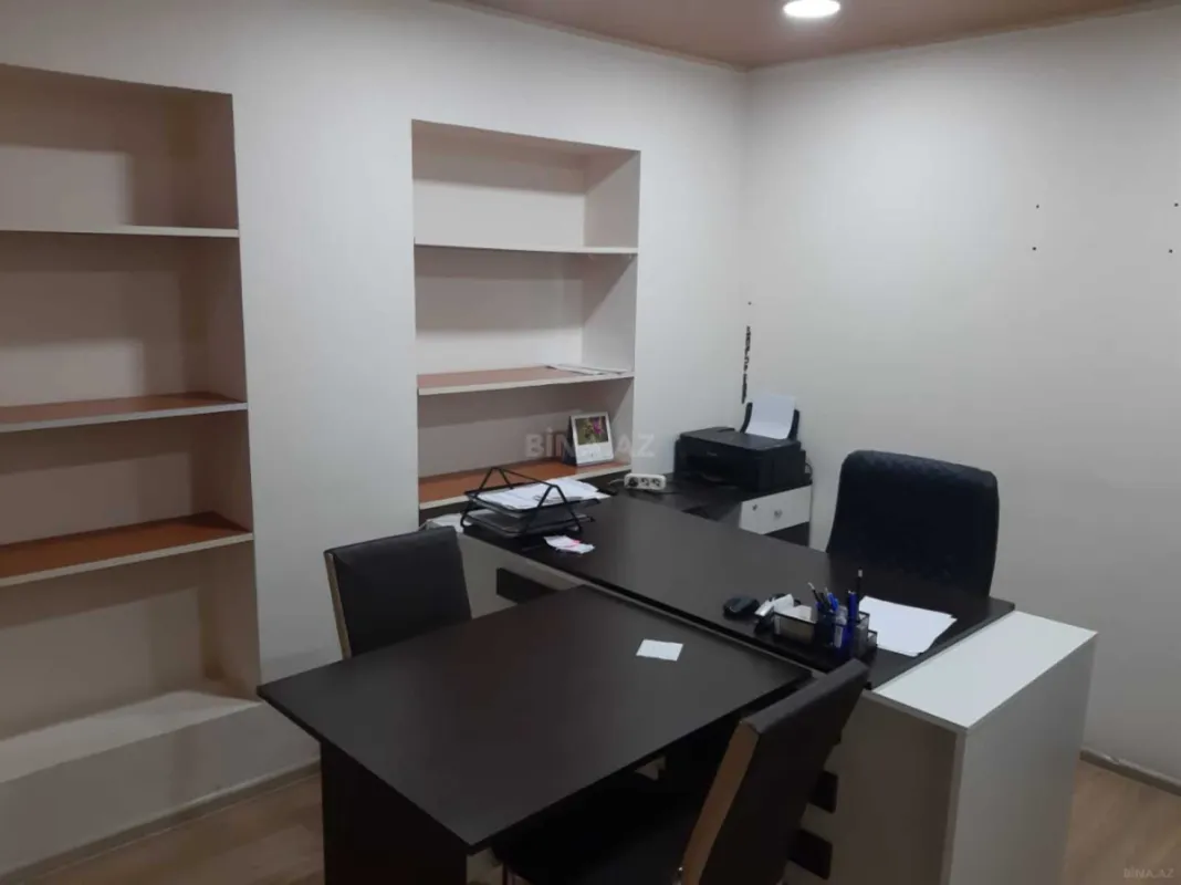 Kirayə verilir 3 otaqlı ofis 60 m²