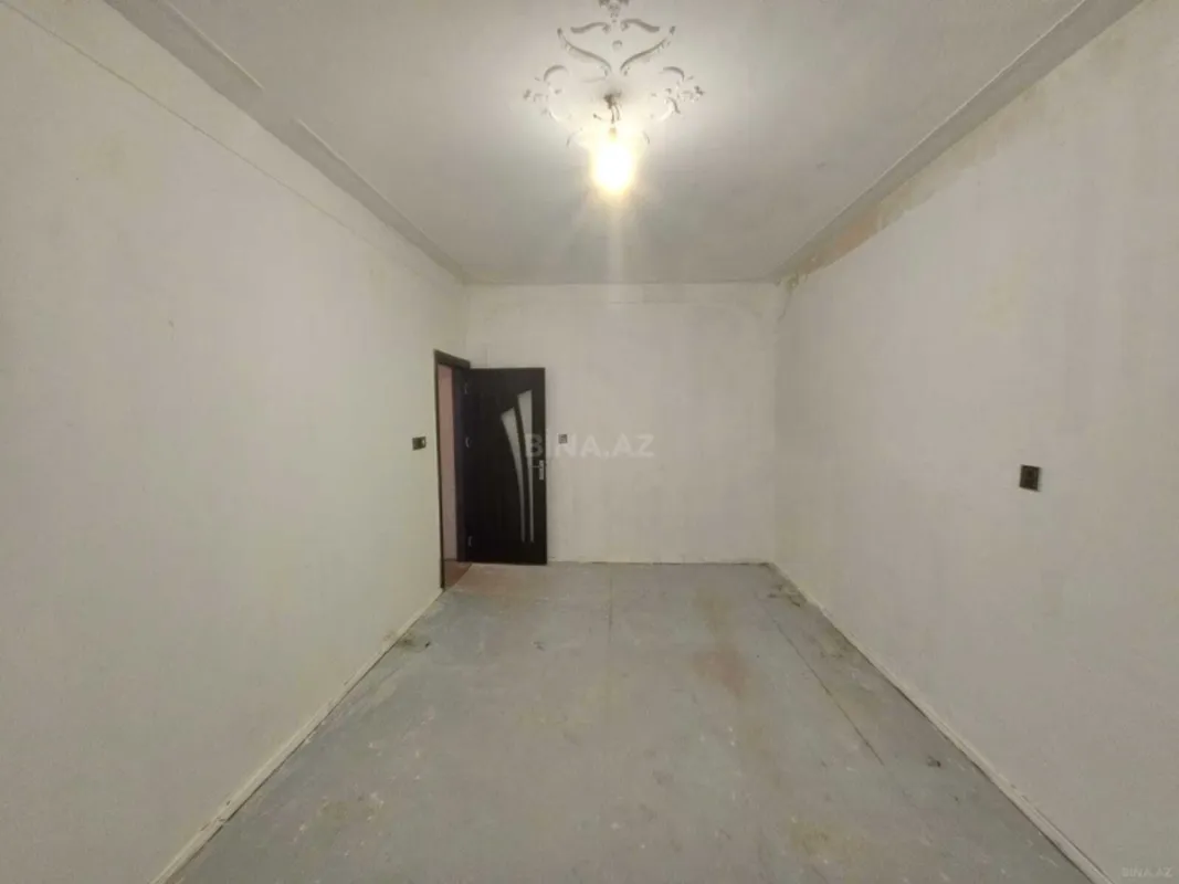 Satılır 1 otaqlı mənzil 40 m²