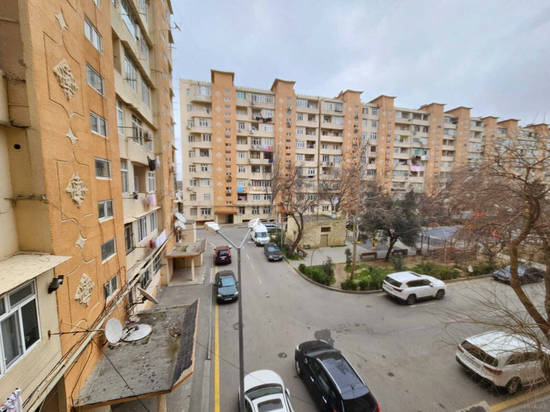 Satılır 1 otaqlı mənzil 40 m²