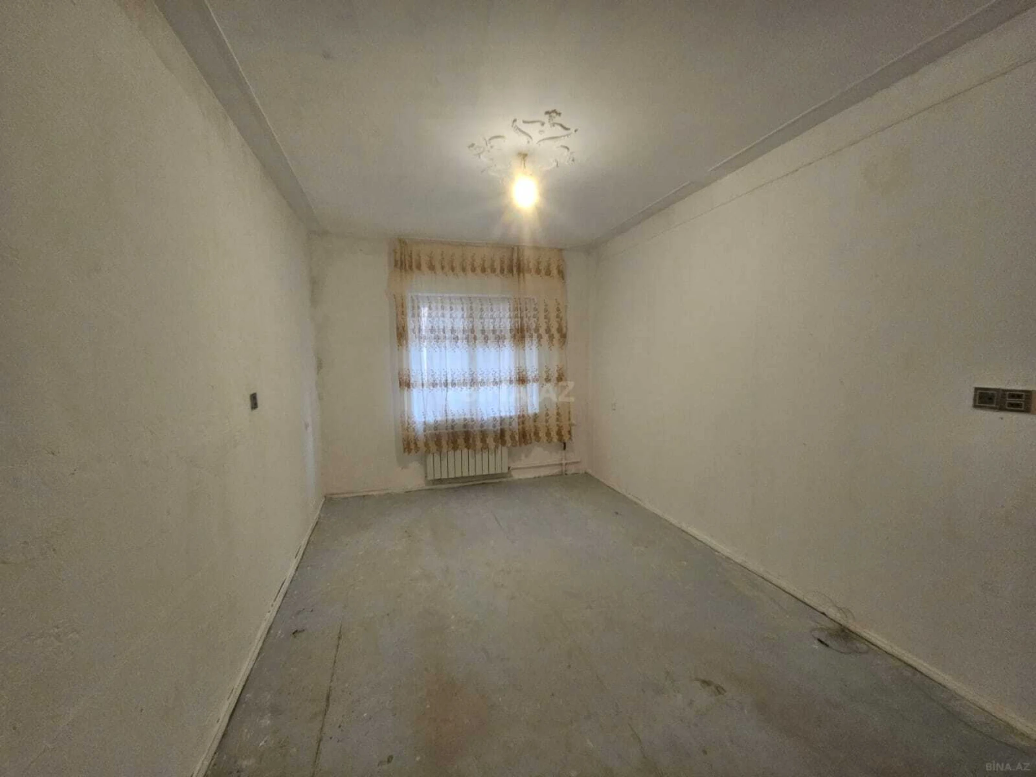 Satılır 1 otaqlı mənzil 40 m²